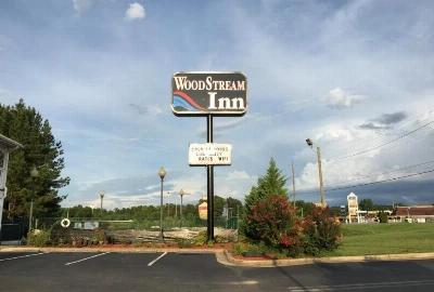 Discover Comfort and Convenience at Woodstream Inn in Hogansville, GA