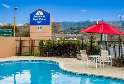 Experience Comfort and Convenience at Americas Best Value Inn Ukiah, Your Gateway to Redwood Adventures