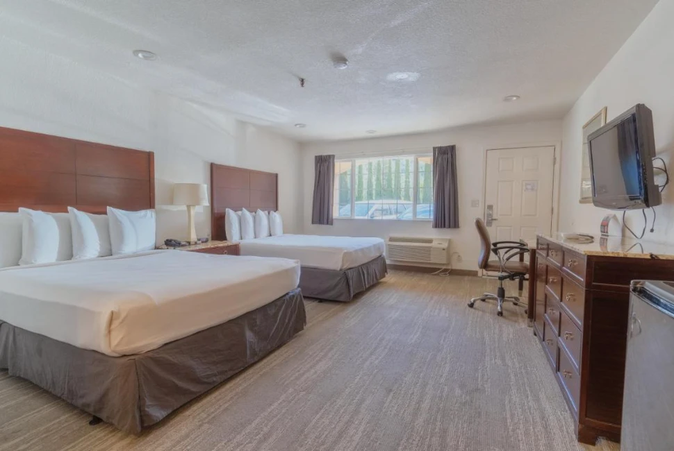 Experience Comfort and Convenience at The Yosemite Inn