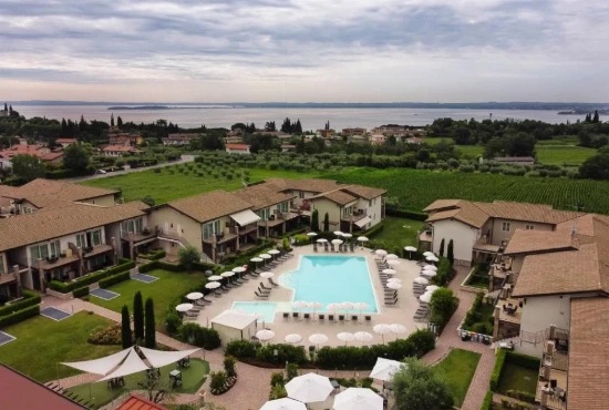 Golf and Relaxation: Lake Garda Resort Moniga Beckons