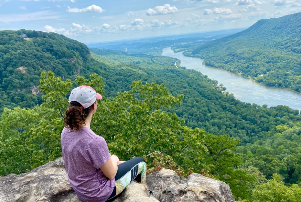 Solo Travel Diaries: Inspiring Tales of Women Who Took the Leap